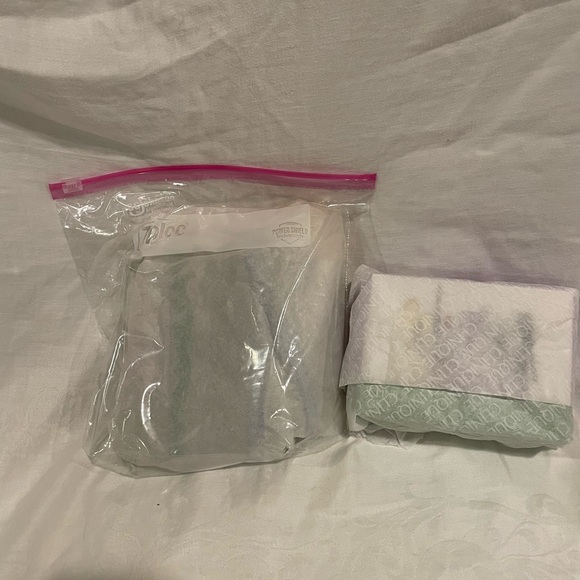 Clinique multi product set - Picture 12 of 13